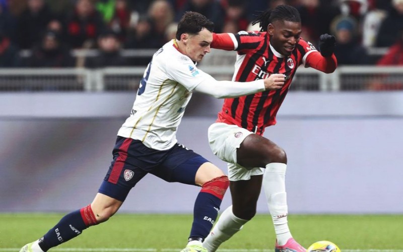 Cagliari nguy cơ thua đậm AC Milan