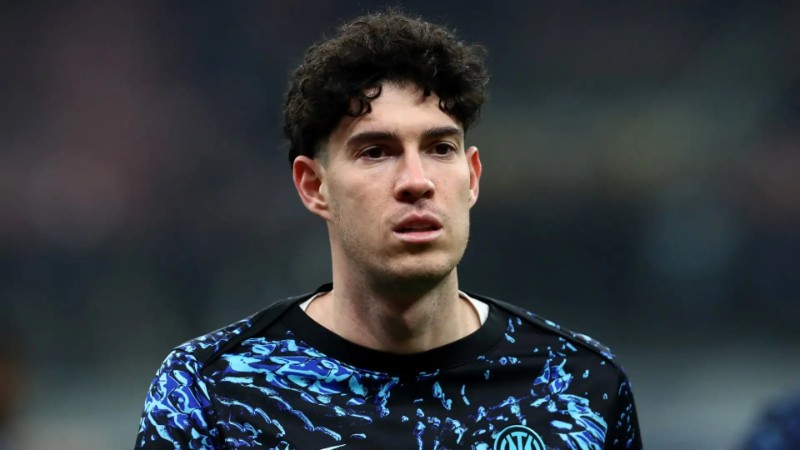 Liverpool mua Alessandro Bastoni thay thế Van Dijk 2 Bastoni được The Kop nhắm thay Van Dijk