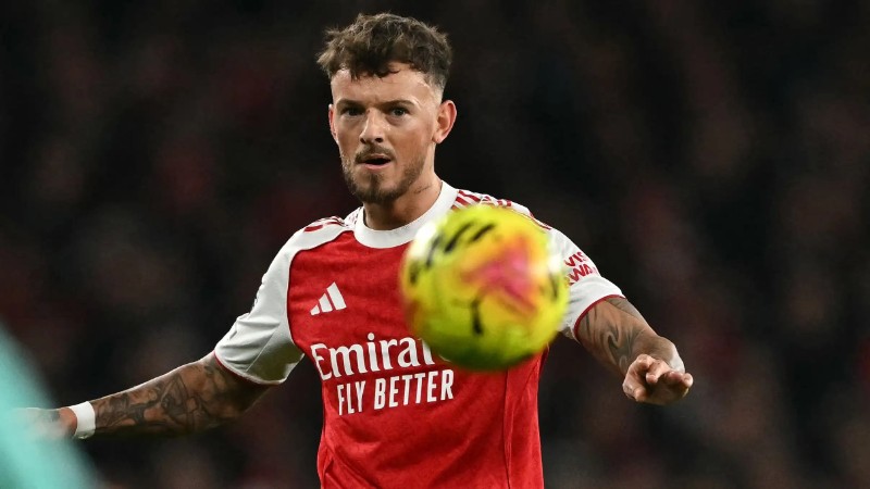 Arsenal cân nhắc thanh lý Ben White 2 Nhiều đội bóng lớn theo đuổi hậu vệ người Anh
