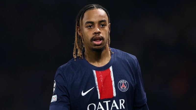 MU chi 100 triệu euro mua Bradley Barcola? 1 MU xem xét chiêu mộ Barcola