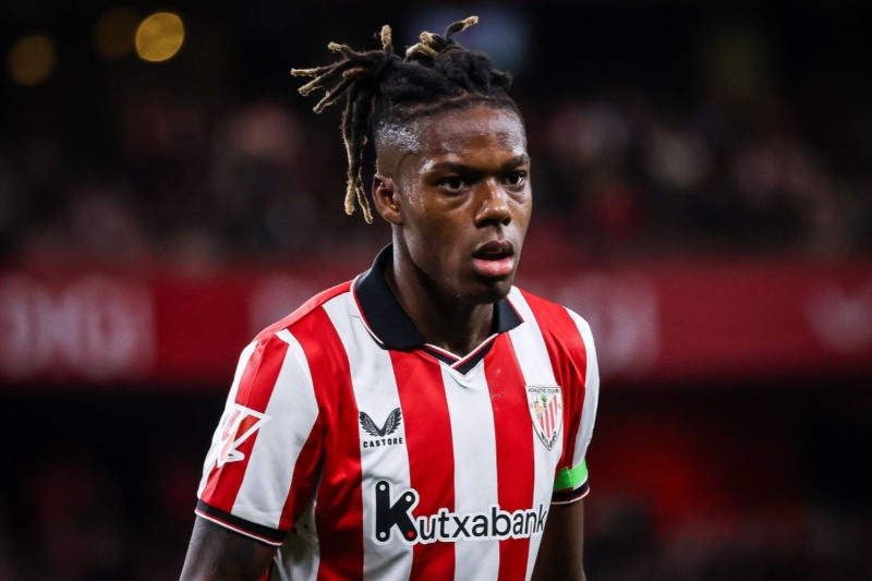 Quỷ đỏ để mắt tới Williams