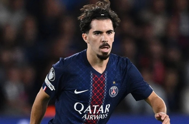 Tiền vệ Bồ Đào Nha cam kết tương lai với PSG