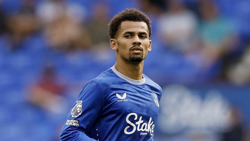 Liverpool xem Ndiaye là phương án khỏa lấp vị trí của Salah